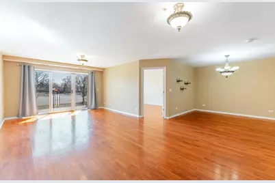 8000 Kilpatrick Avenue #2B, Skokie, IL 60076 - Photo 4