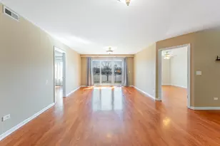 8000 Kilpatrick Ave, Skokie, IL 60076 - Photo 24