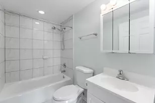 8000 Kilpatrick Ave, Skokie, IL 60076 - Photo 28