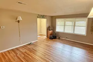 390 Hensley Hills Dr, Vienna, IL 62995 - Photo 16