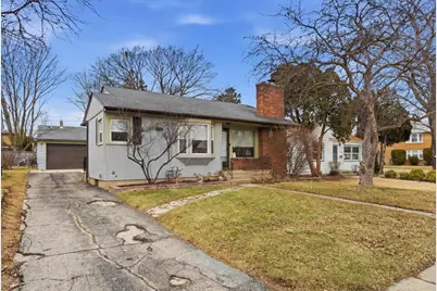 956 Westmoreland Avenue, Waukegan, IL 60085 - Photo 2
