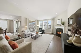 76 Somerset Cir, Wheaton, IL 60189 - Photo 4