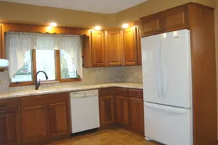 1269 E 500 North Rd, Cissna Park, IL 60924 - Photo 10