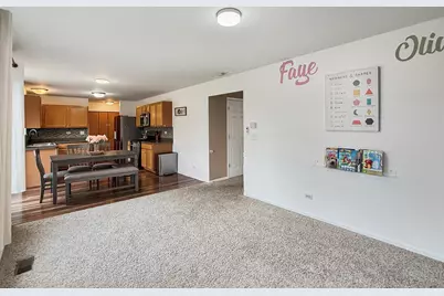 1114 Port Royal Road, Pingree Grove, IL 60140 - Photo 6