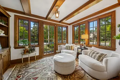 800 N Oak Park Avenue, Oak Park, IL 60302 - Photo 4