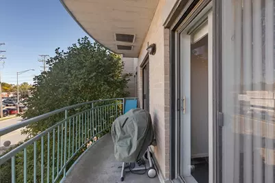 4757 Howard Street #205, Skokie, IL 60076 - Photo 16
