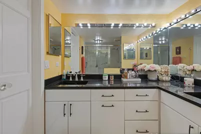 4757 Howard Street #205, Skokie, IL 60076 - Photo 22