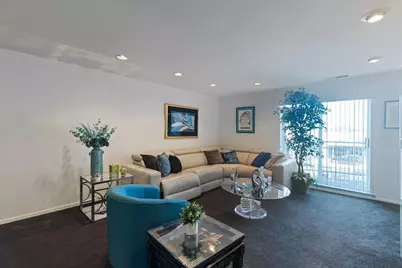 4757 Howard Street #205, Skokie, IL 60076 - Photo 8