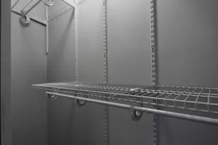 2739 W Glenlake Ave, Chicago, IL 60659 - Photo 12