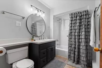 8644 Niles Center Road, Skokie, IL 60077 - Photo 14