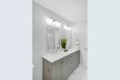 2110 S Crambourne Way, Arlington Heights, IL 60005 - Photo 16