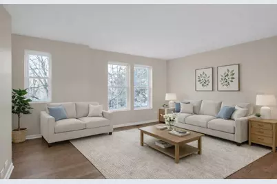 2110 S Crambourne Way, Arlington Heights, IL 60005 - Photo 2