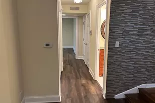 1 Oak Brook Club Dr, Oak Brook, IL 60523 - Photo 10