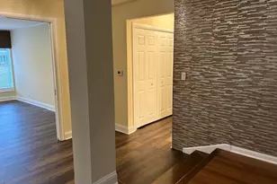 1 Oak Brook Club Dr, Oak Brook, IL 60523 - Photo 18