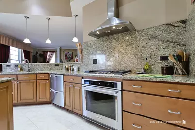 317 Sterling Circle, Cary, IL 60013 - Photo 16