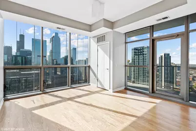 [Address not provided], Chicago, IL 60654 - Photo 2