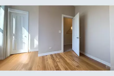 2917 N Claremont Avenue, Chicago, IL 60618 - Photo 16