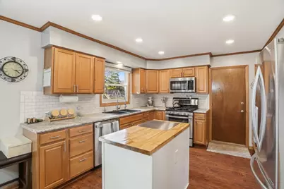 38546 N Pine Avenue, Beach Park, IL 60099 - Photo 4