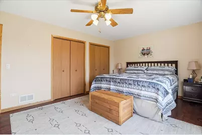 38546 N Pine Avenue, Beach Park, IL 60099 - Photo 8