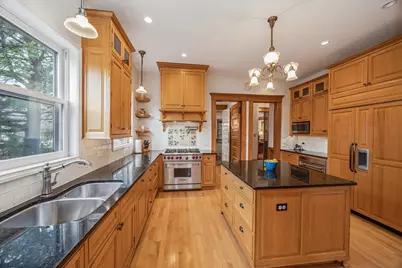 537 N Euclid Avenue, Oak Park, IL 60302 - Photo 12