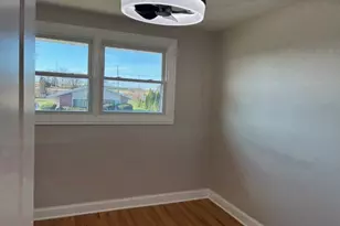 4444 Lisa Ln, Oak Forest, IL 60452 - Photo 10