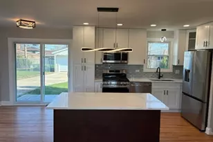4444 Lisa Ln, Oak Forest, IL 60452 - Photo 4