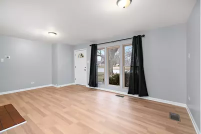 310 Nassau Street, Park Forest, IL 60466 - Photo 4