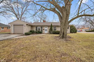 310 Nassau St, Park Forest, IL 60466 - Photo 1