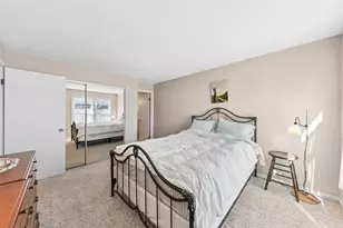 120 W Golf Rd, Libertyville, IL 60048 - Photo 12