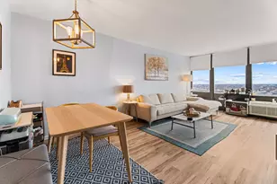 5320 N Sheridan Rd, Chicago, IL 60640 - Photo 2