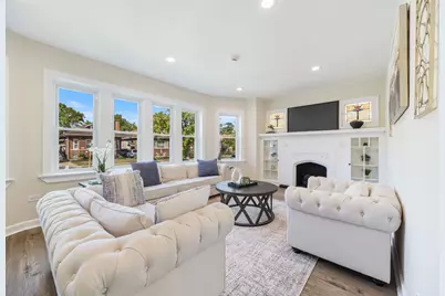 8429 S Dante Avenue, Chicago, IL 60619 - Photo 2