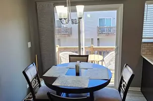 1125 Alta Vista Dr, Pingree Grove, IL 60140 - Photo 8