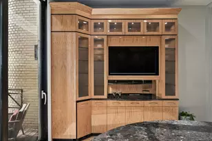 65 W Schiller St, Chicago, IL 60610 - Photo 14