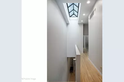 65 W Schiller Street, Chicago, IL 60610 - Photo 24