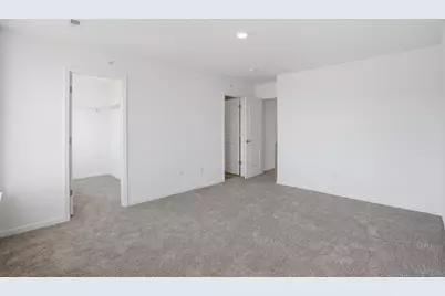 311 Settlers Place, West Dundee, IL 60118 - Photo 8