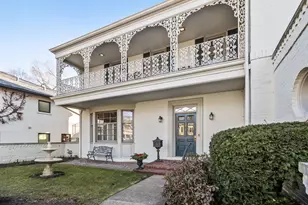 324 Davis St, Evanston, IL 60201 - Photo 42