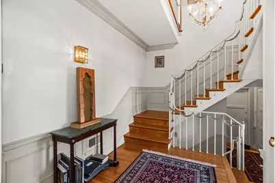 324 Davis Street, Evanston, IL 60201 - Photo 2