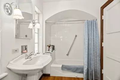 324 Davis Street, Evanston, IL 60201 - Photo 26