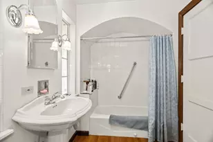 324 Davis St, Evanston, IL 60201 - Photo 26