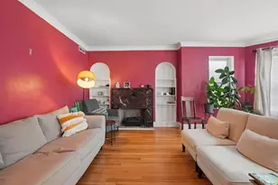 6926 S Paxton Ave, Chicago, IL 60649 - Photo 10