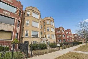 6926 S Paxton Ave, Chicago, IL 60649 - Photo 4