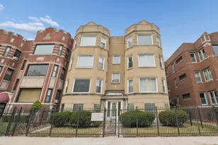 6926 S Paxton Ave, Chicago, IL 60649 - Photo 1