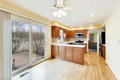 439 S Bothwell Street, Palatine, IL 60067 - Photo 8