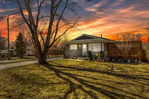 1501 Washington St, Lake in the Hills, IL 60156 - Photo 1