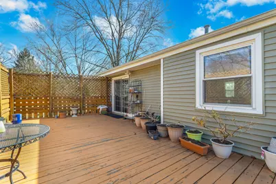 1501 Washington Street, Lake in the Hills, IL 60156 - Photo 22