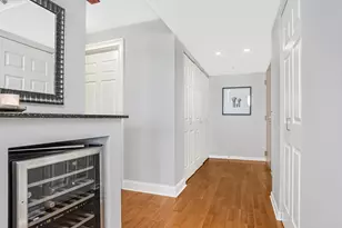 345 N La Salle Dr, Chicago, IL 60654 - Photo 4