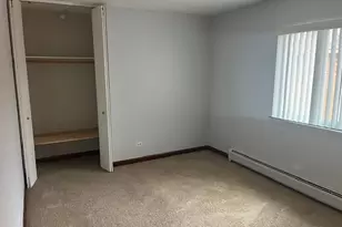 9240 Seymour Ave Rd, Schiller Park, IL 60176 - Photo 6