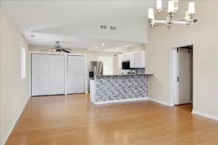 17914 W Twin Lakes Blvd, Grayslake, IL 60030 - Photo 18