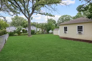 17914 W Twin Lakes Blvd, Grayslake, IL 60030 - Photo 20