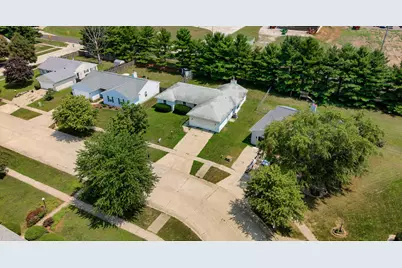 1704 Nancy Beth Drive, Champaign, IL 61822 - Photo 6